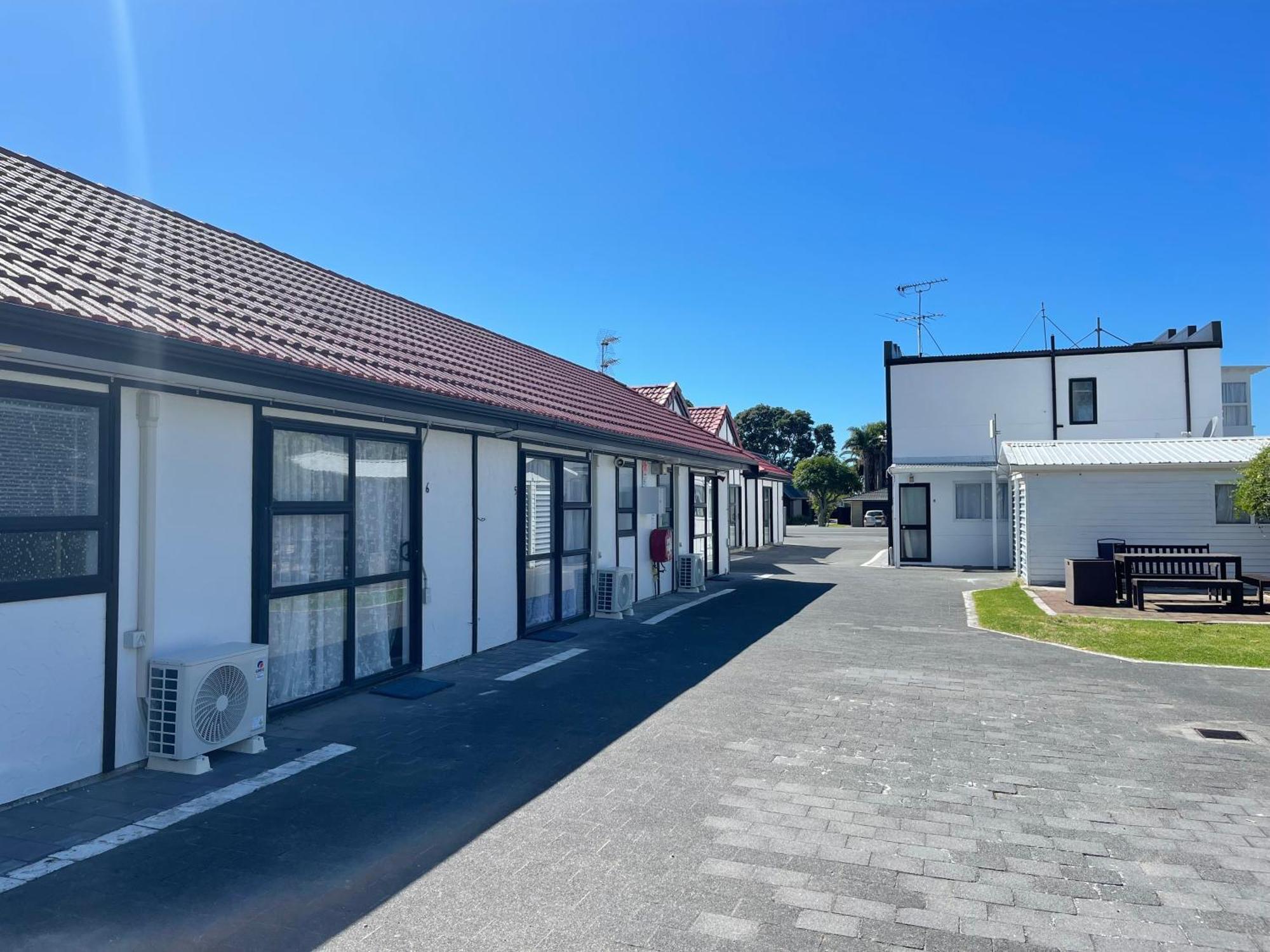 Summer Inn Motel Orewa Eksteriør bilde